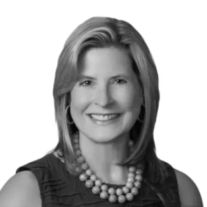 Elizabeth Mack headshot.